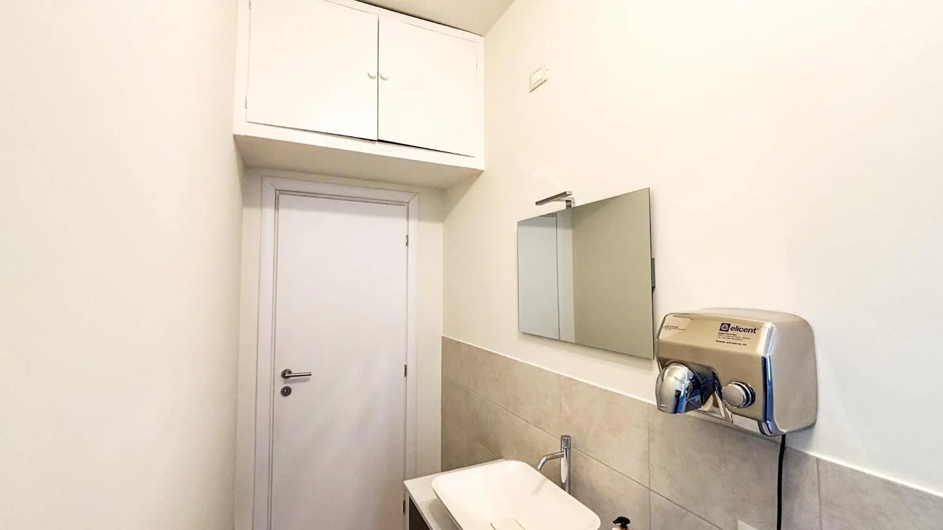 Appartamenti Nel Cuore Di Via Tortona Milánó