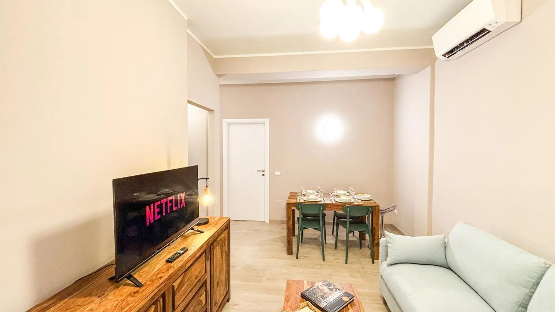 Apartman Appartamenti Nel Cuore Di Via Tortona Milánó